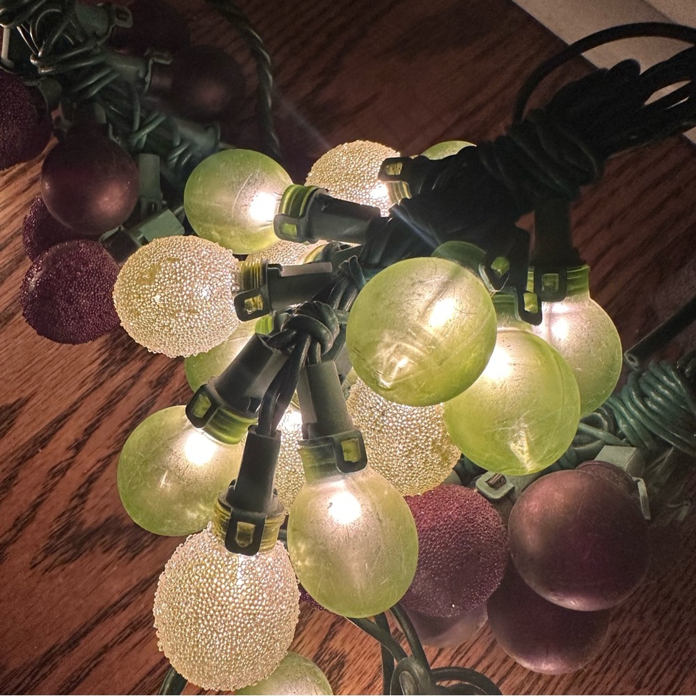 Grape shape string lights - Picture 5 of 7